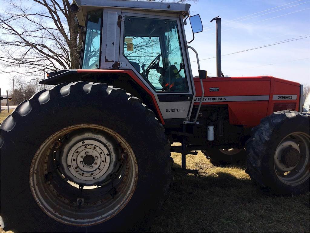 Massey Ferguson 3690 Tractor
