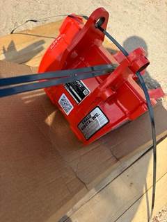 Kubota K7768 Bucket