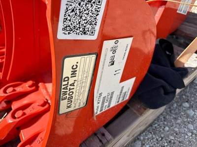 Kubota K7768 Bucket