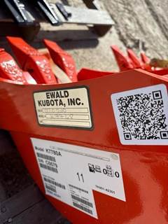 Kubota K7768 Bucket