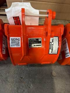 Kubota K7768 Bucket
