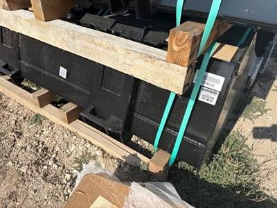 Land Pride APHD74LLC Bucket