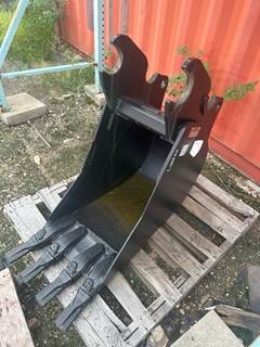Kubota K7426 Ditching Bucket