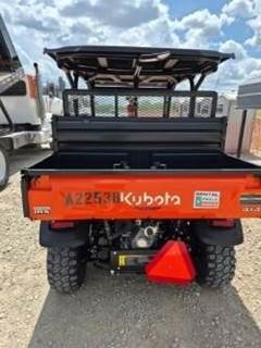 Kubota RTVX4BKH1 Hay Tedder
