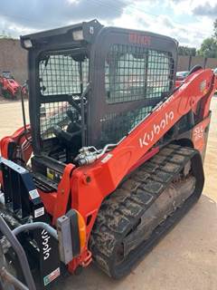 Kubota SVL652HWC Hay Tedder