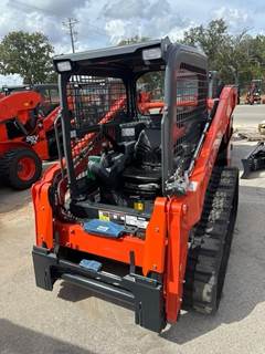 Kubota SVL652W Hay Tedder