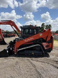 Kubota SVL753 Hay Tedder