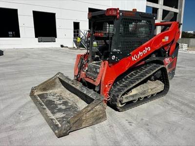 Kubota SVL753HWCC Hay Tedder