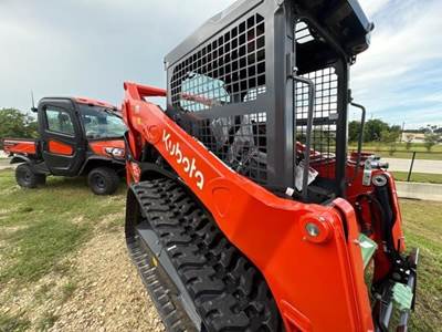 Kubota SVL753W Hay Tedder