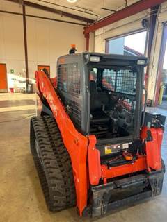 Kubota SVL972HFC Hay Tedder