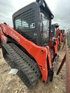 Kubota SVL972HFC Hay Tedder