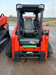 Kubota SVL973HF Hay Tedder