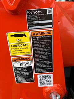 Kubota LA1056 Loader