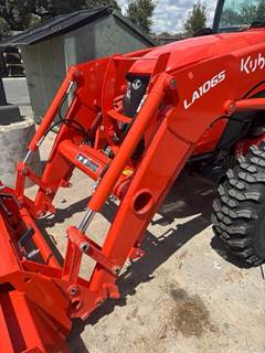 Kubota LA1065 Loader, Part # L2235A-MX2132