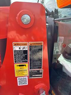 Kubota LA1154 Loader