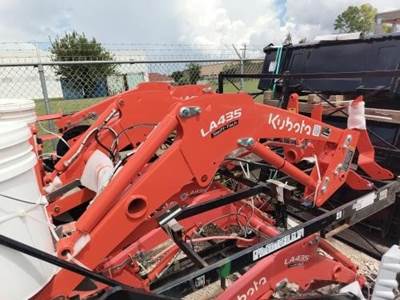 Kubota LA435 Front Loader with Grill Guard for B01 Series