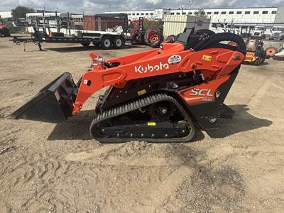 Kubota SCL1000 Mini Skid Steer