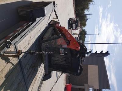 Kubota SCL1000 Mini Skid Steer