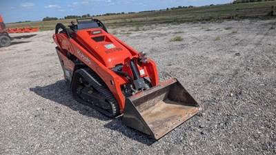 Kubota SCL1000 Mini Skid Steer