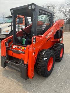 Kubota SSV75 Track Skid Steer