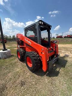 Kubota SSV75 Skid Steer