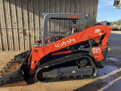 Kubota SVL65-2 Track Skid Steer