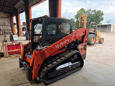 Kubota SVL65-2S Track Skid Steer
