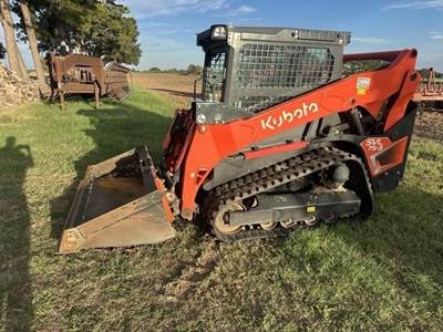 Kubota SVL75-3 Track Skid Steer