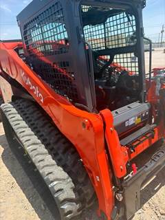 Kubota SVL97-3 Track Skid Steer