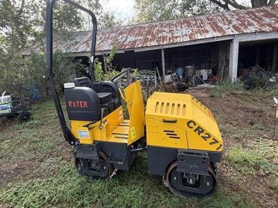 Sakai CR271 Smooth Drum Roller Compactor