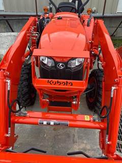 Kubota L3302DT Tractor