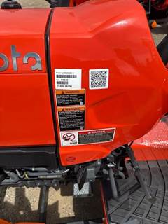 Kubota L3902 Tractor