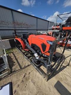 Kubota L3902DT Tractor