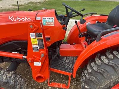 Kubota L3902HST Tractor