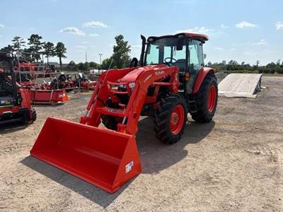 Kubota M5-111HDC-1 Tractor