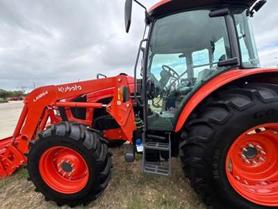 Kubota M5-111HDC-1 Tractor