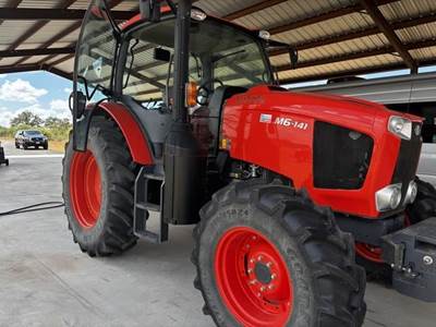 Kubota M6-141 Tractor