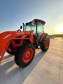 Kubota M5-091HDC-1 Tractor