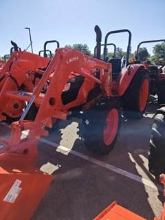 Kubota M7060HD Tractor