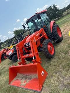 Kubota M7060HDC Tractor