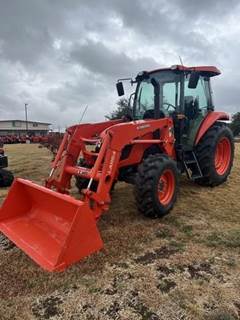 Kubota M7060HDC Tractor