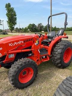 Kubota MX5400HST Tractor