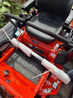 Kubota Z232 Zero Turn Mower