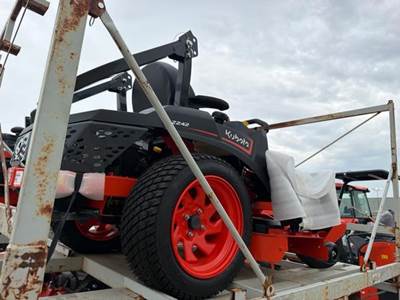 Kubota Z242 Zero Turn Mower