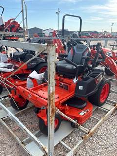 Kubota Z242 Zero Turn Mower