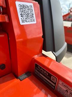 Kubota Z242 Zero Turn Mower