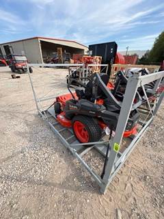 Kubota Z242 Zero Turn Mower