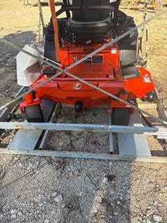 Kubota Z252 Zero Turn Mower