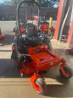 Kubota Z252 Zero Turn Mower