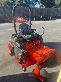 Kubota Z252 Zero Turn Mower